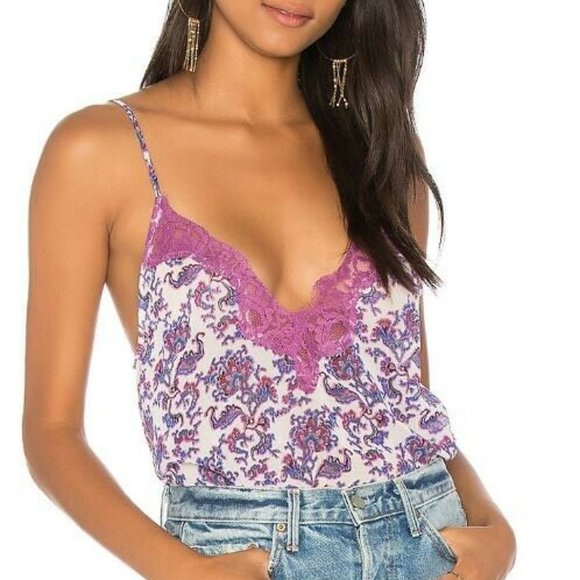 Free People Tops - FREE PEOPLE Pretty Thing Floral Cami MED NWT